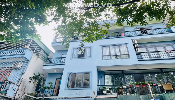 Cho thuê nhà nguyên căn làm VP C.ty, KD online, 4 tầng x 40m2, 4 ngủ, 12 Triệu/th